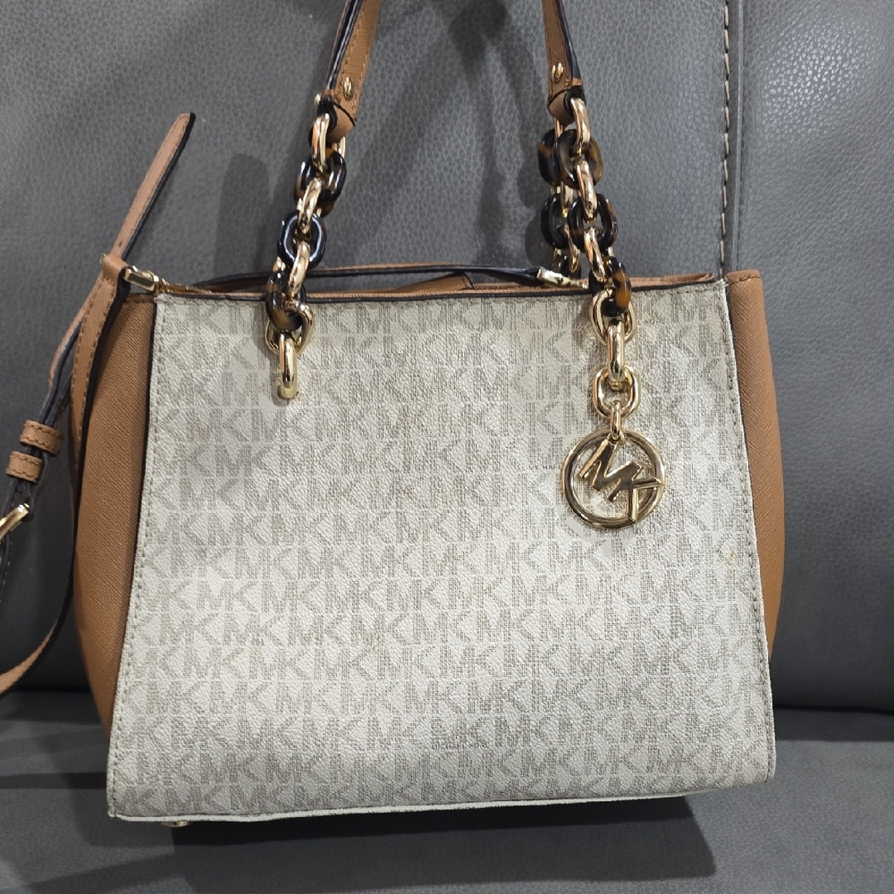 Michael Kors Cream and Tan Shoulder Bag